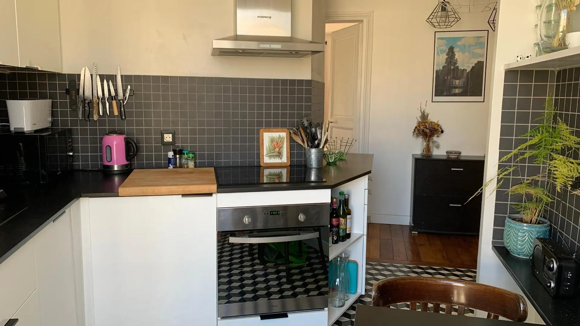 아파트 54m2 Quartier Jourdain 75020 Etage 5 Sans Ascenseur *